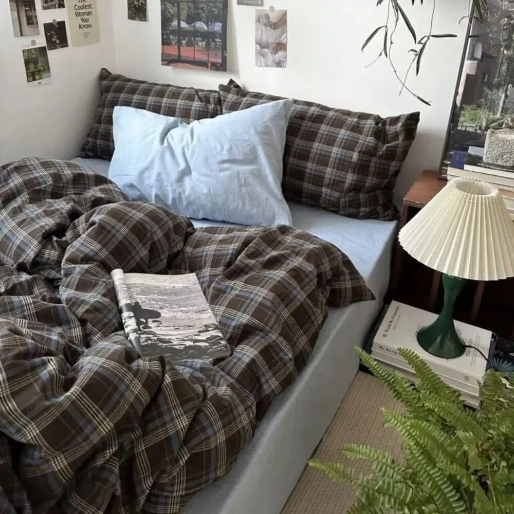 Duvet Cover, Brown Blue Plaid Bedding Set, 3 Pieces, Zipper Closure (Full Size)